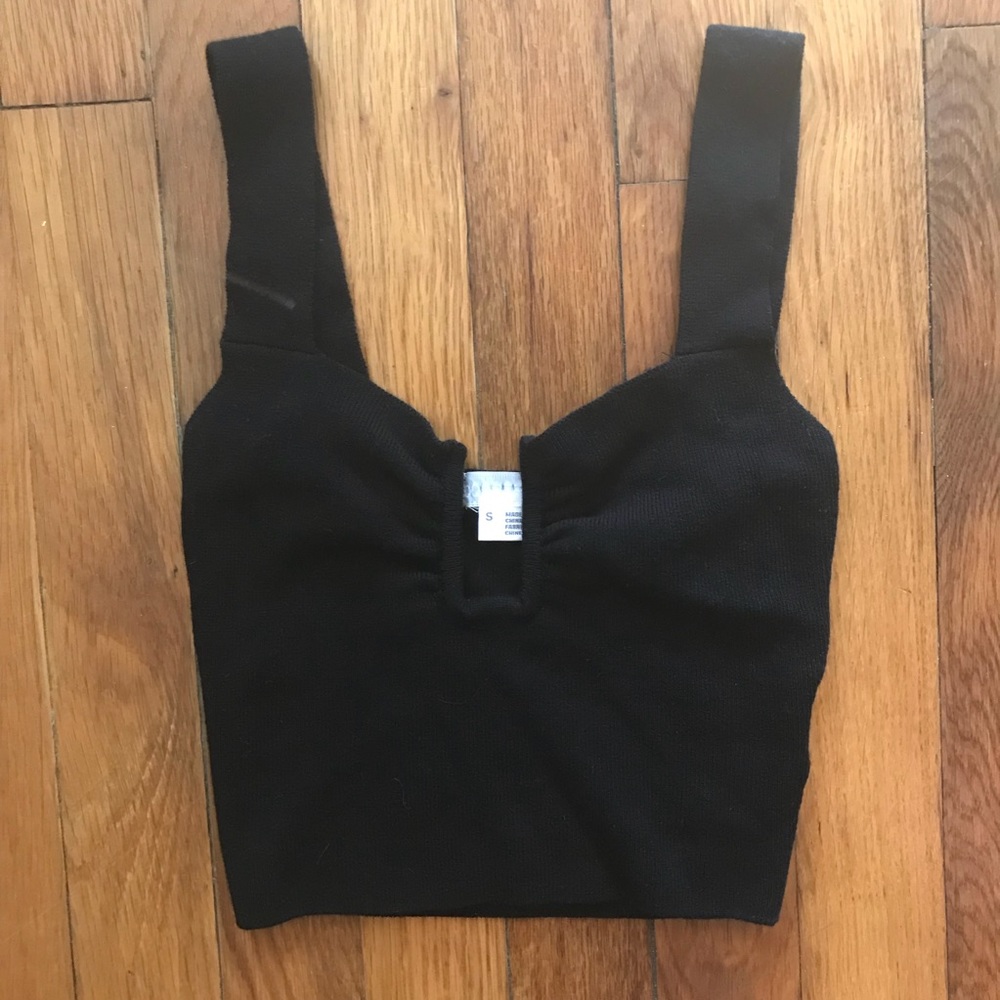 Black crop top